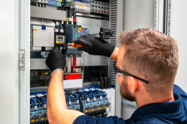 Best Affordable Emergency Electrician  in Kewaskum, WI